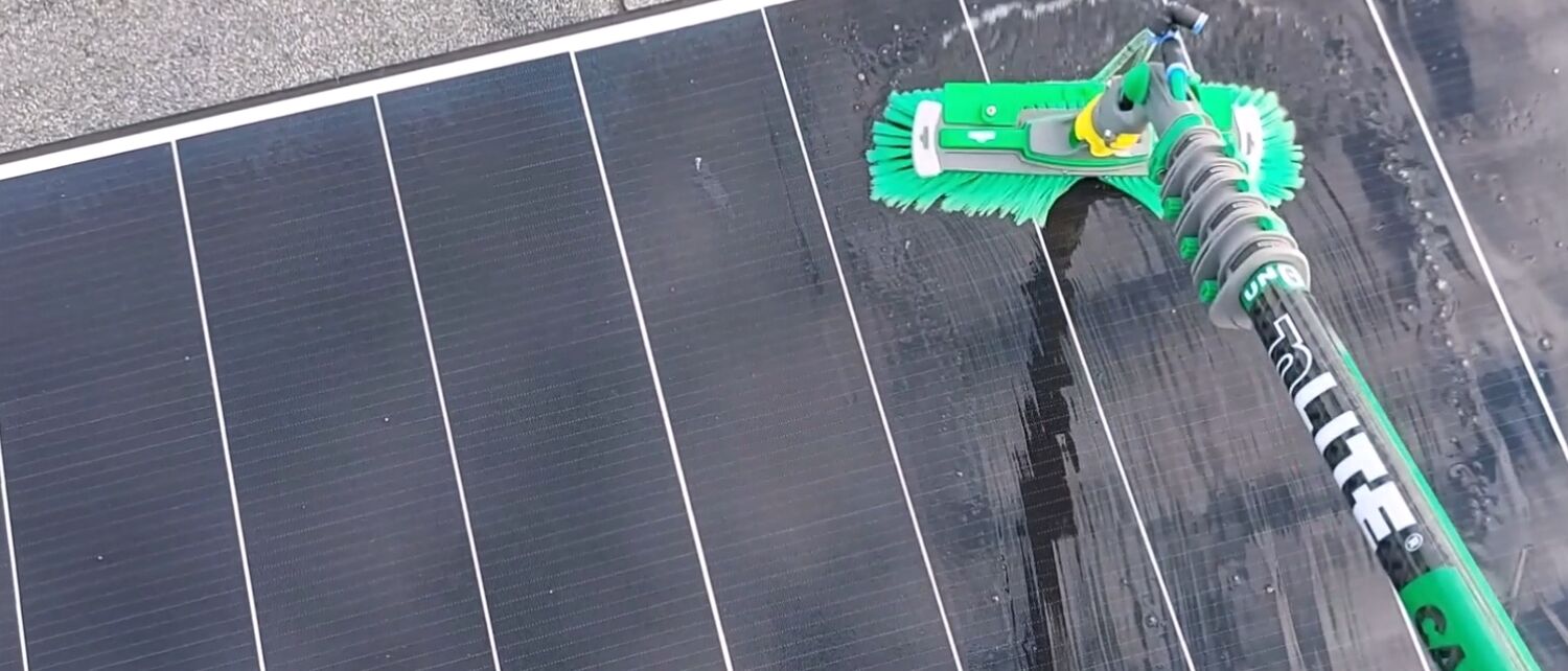 Photovoltaik- und Solar-Reinigung