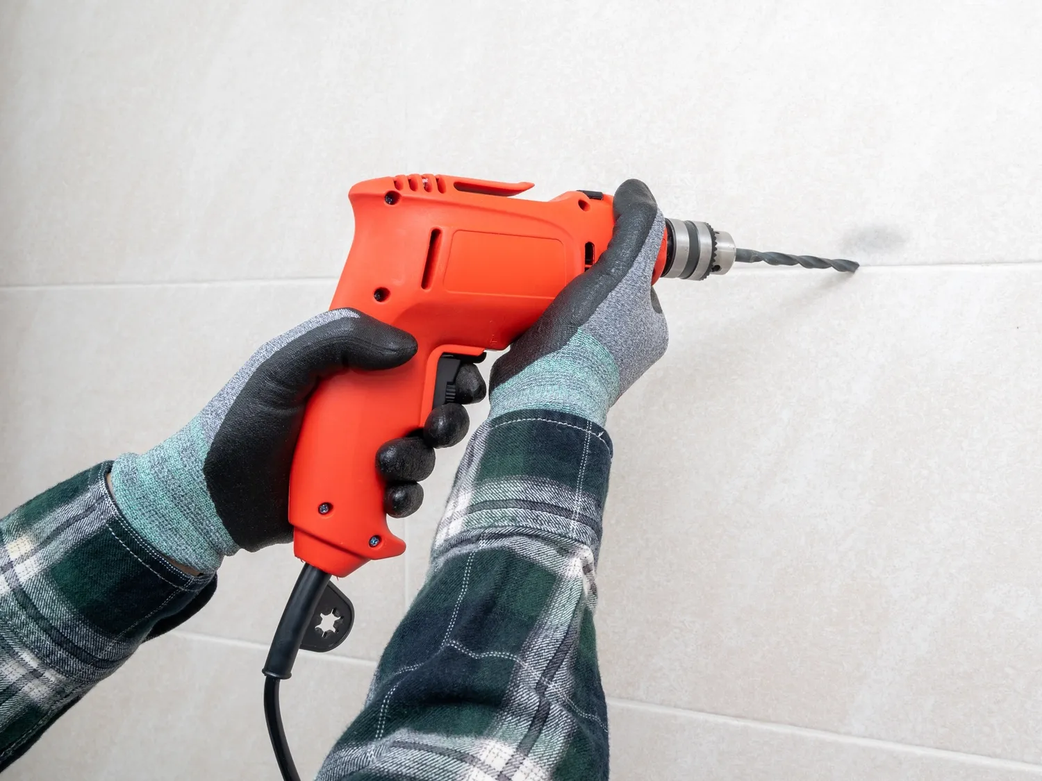 Reparaturen in Wohnanlagen, Firmengebäuden und Zuhause